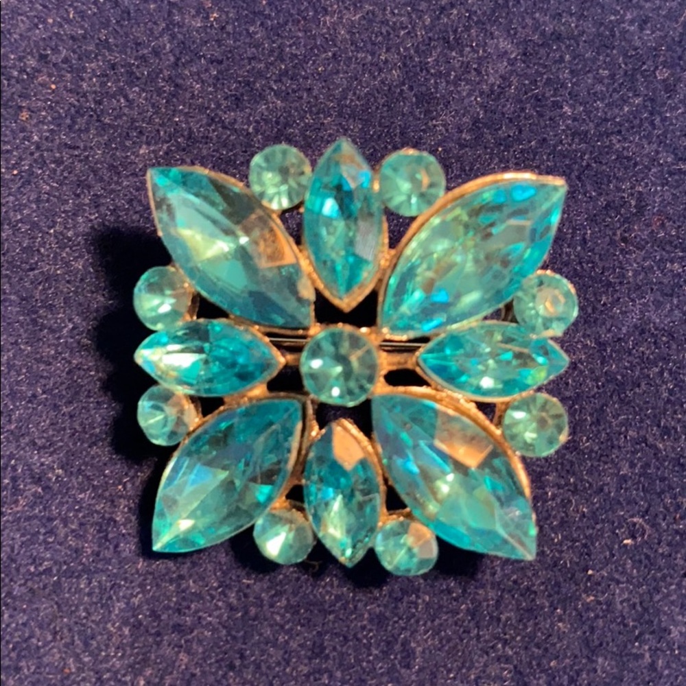 Brooch - Picture 4 of 5